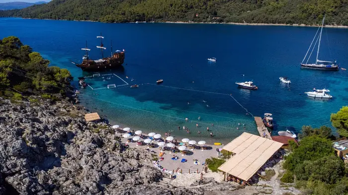Waterpolo Island camp photo 20 of 38